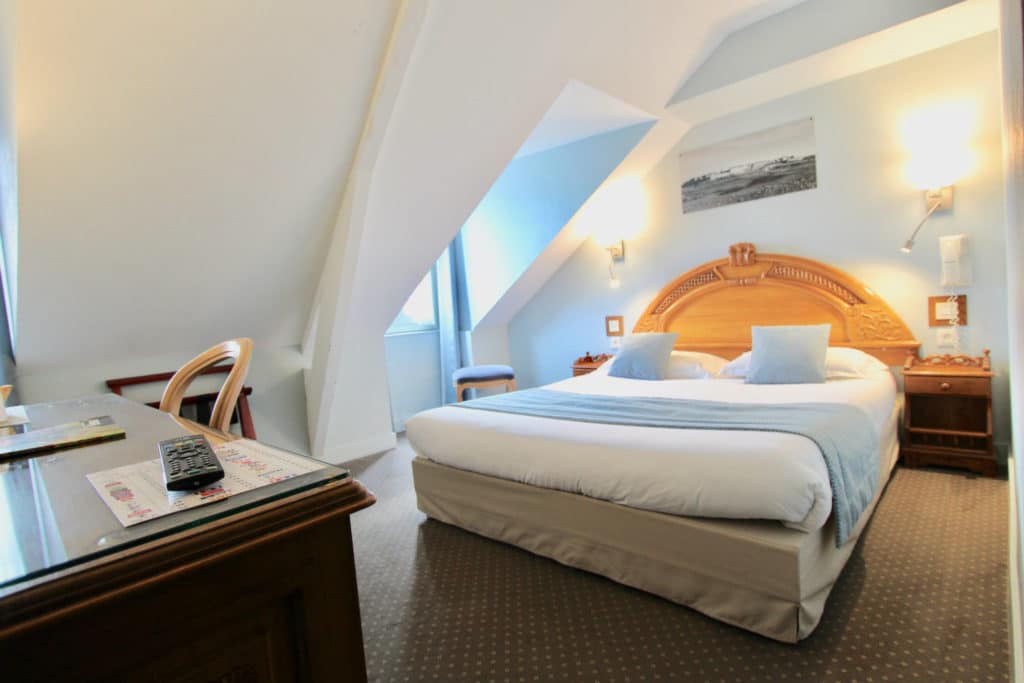 chambre confort hotel des abers saint malo